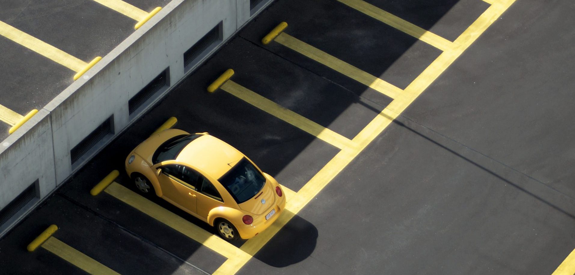 Hoe kunnen autobedrijven hun wagenpark beter online aanbieden?